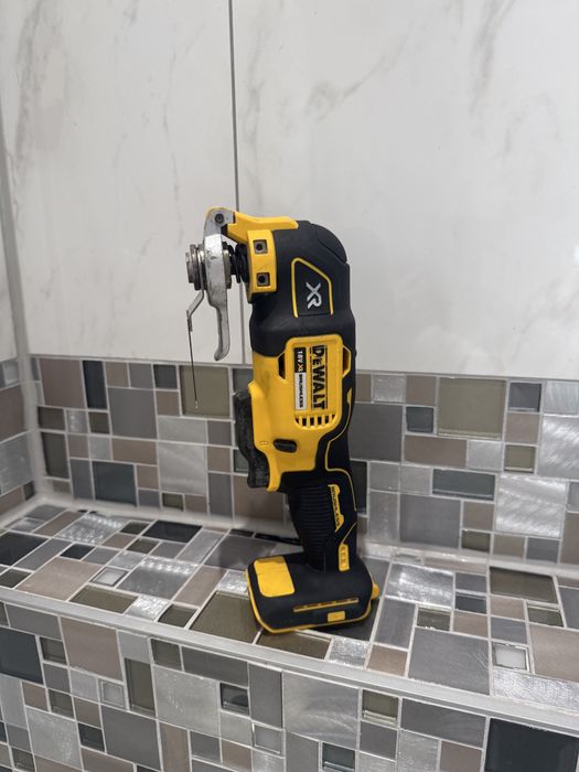 Multitool DeWALT DCS355 XR 18V Brushless