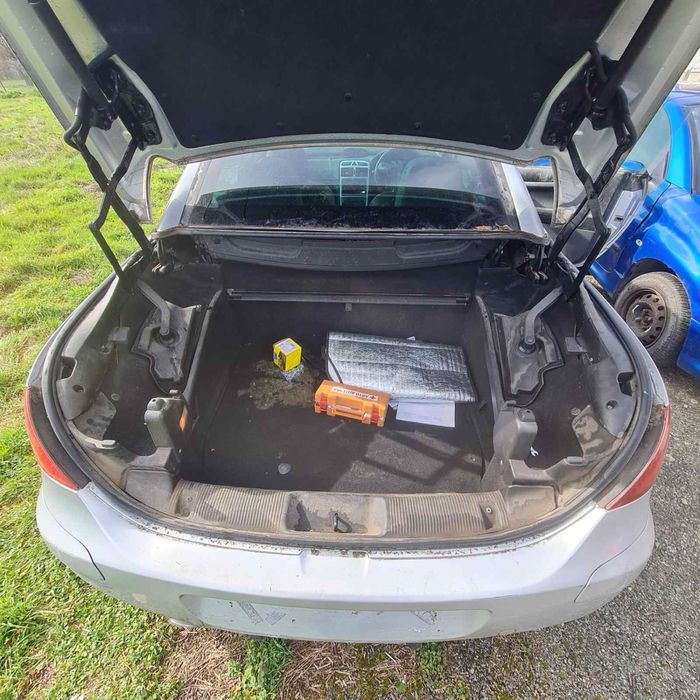 Peugeot 307 CC, кабриолет, 2.0i,RFN, бензин 136кс. 2004г./ На части.