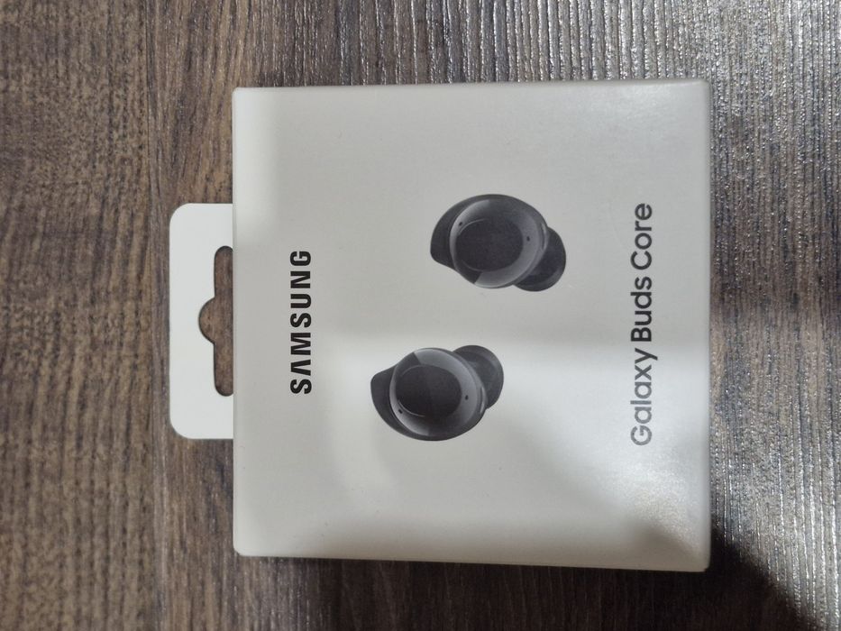 Samsung galaxy buds core!!!