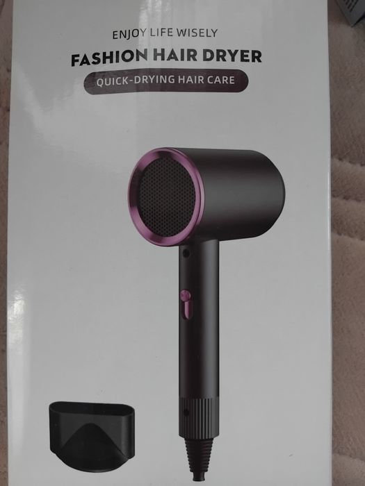 Нов Сешоар лилав цвят