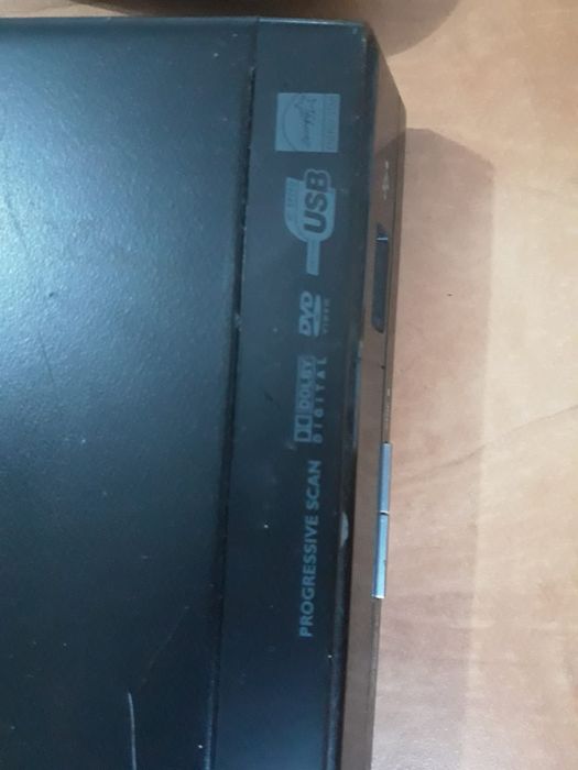 Vand dvd divx cu USB