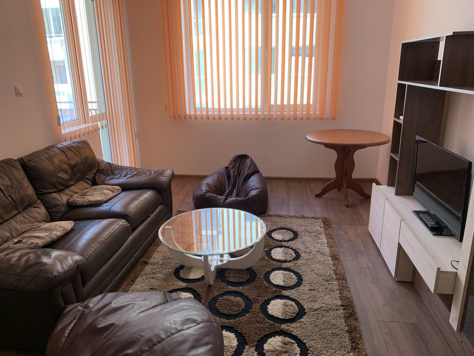 Продава се Двустаен апартамент в Велико Търново, Колю Фичето - 57 кв.м за 993 €/кв.м - Снимка #2