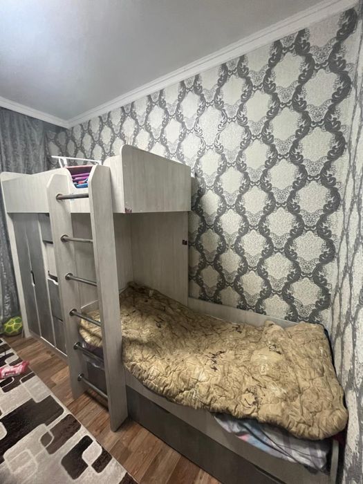 Двухярустная кровать