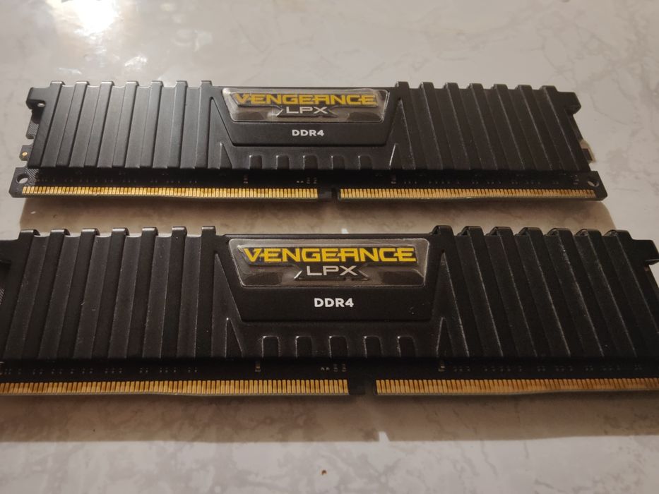 RAM Corsair Vengeance LPX 32GB DDR4 3000MHz 2x16GB