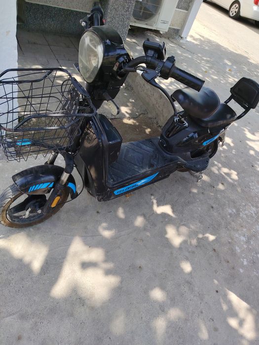 Skuter sotiladi holati yaxshi