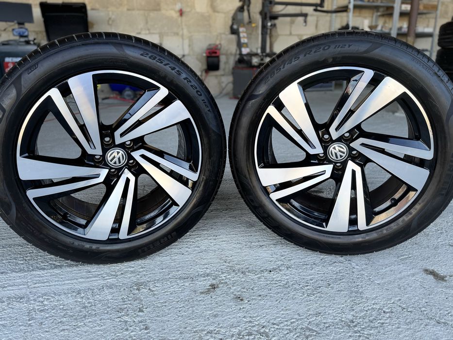 Jante Originale VW Touareg III Cr  R20 R-line Pirelli de vara