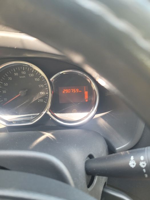 Dacia Logan 1.2 GPL + Benzină | 2013 | AC | Bluetooth | 290.759 km