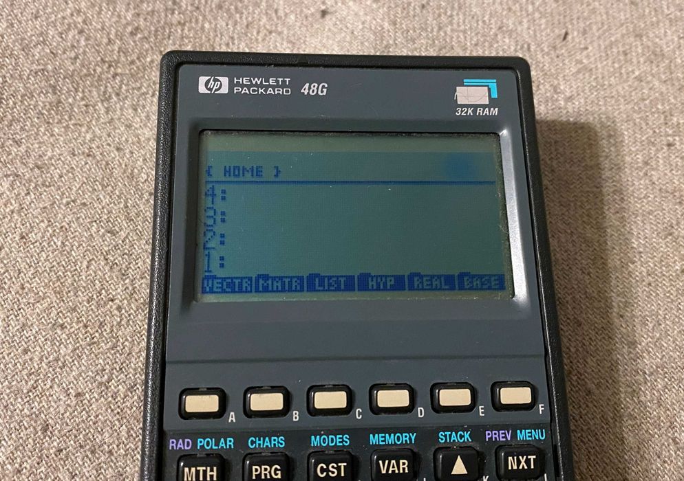 Calculator grafic HEWLETT PACKARD 48G 32 KB de RAM din 93