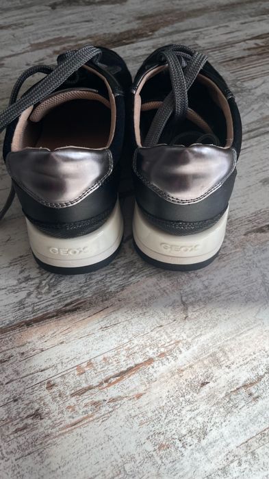 Geox спортни обувки в отлично състояние!!! 35 номер