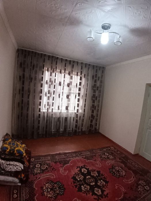 Чирчик ш. Троицк 18-мактаб 4 сотих 4х ховли