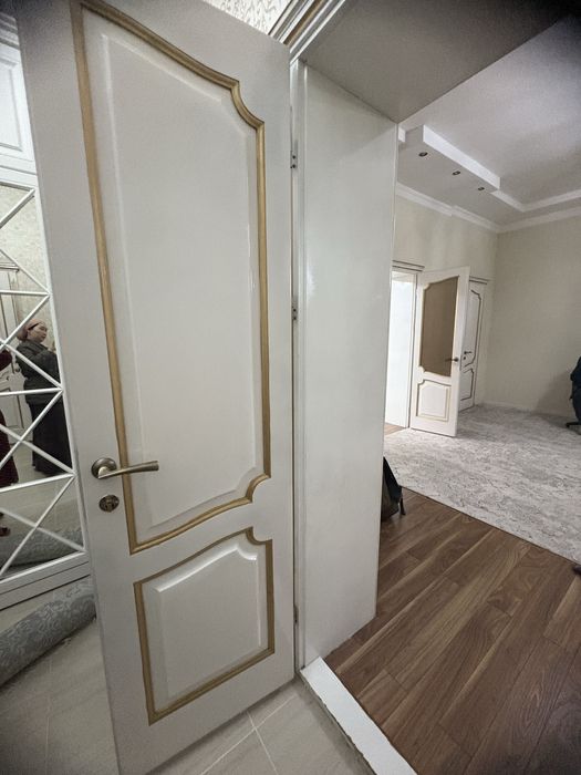 Двери деревянные