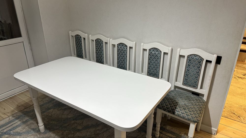 Продам стол стулья