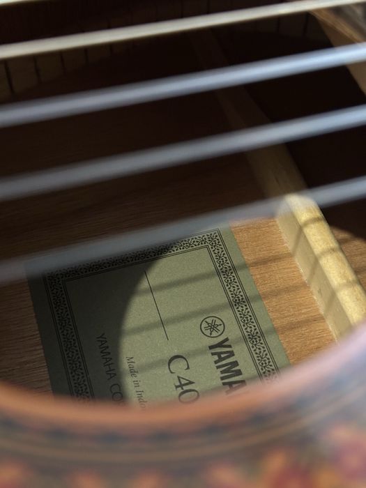 Гитара Yamaha C40