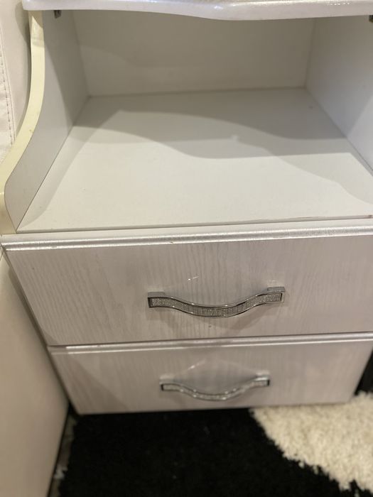 Продам спальный гарнитур