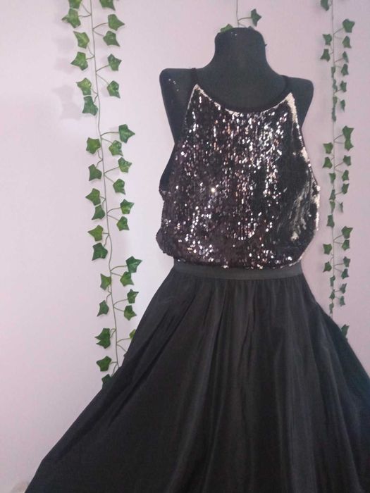 Официална рокля с пайети