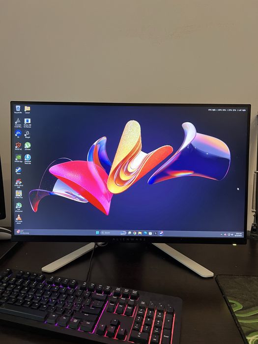 Monitor Gaming Alienware 27' inch 240hz 1080p