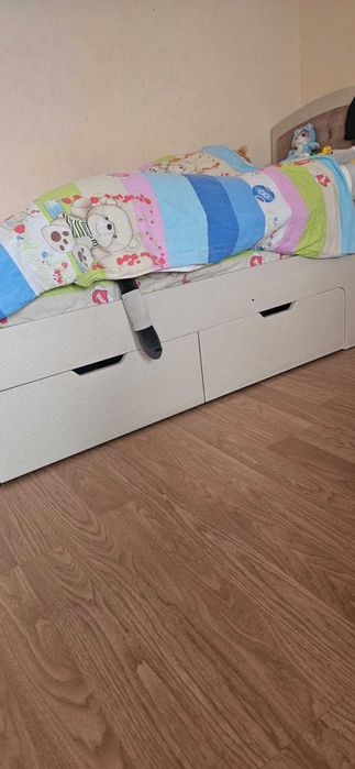 Продается детский спальный гарнитур