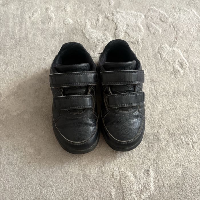 Кроссовки Adidas 27р