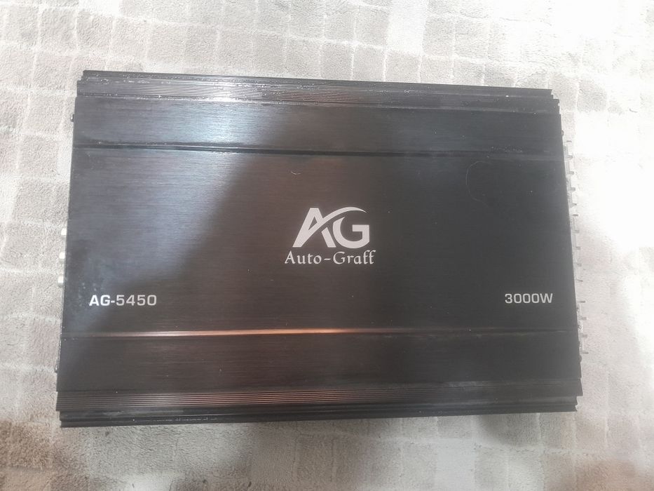 Автомобильный усилитель