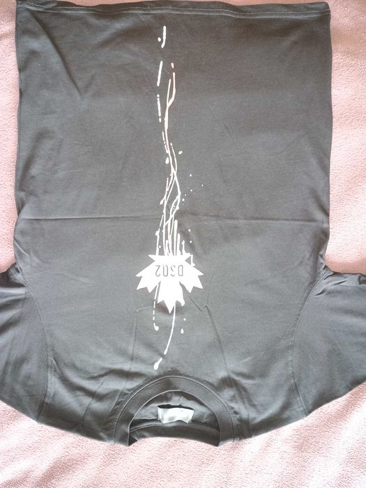 Tricou Dsquared2, L, dar mai bine se potriveste la M