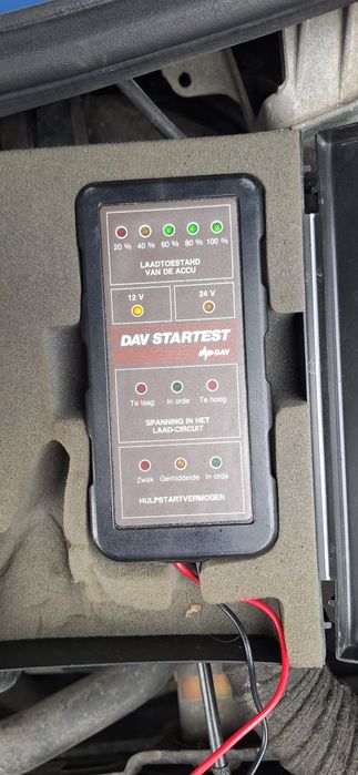 Тестер за акумулатор