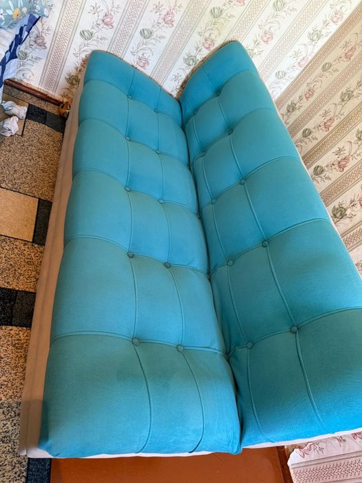 Диван 35000, самовывоз.