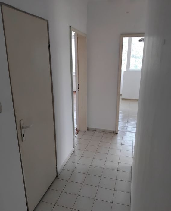 Продава се Четиристаен апартамент в Дупница - 80 кв.м за 631 €/кв.м - Снимка #3