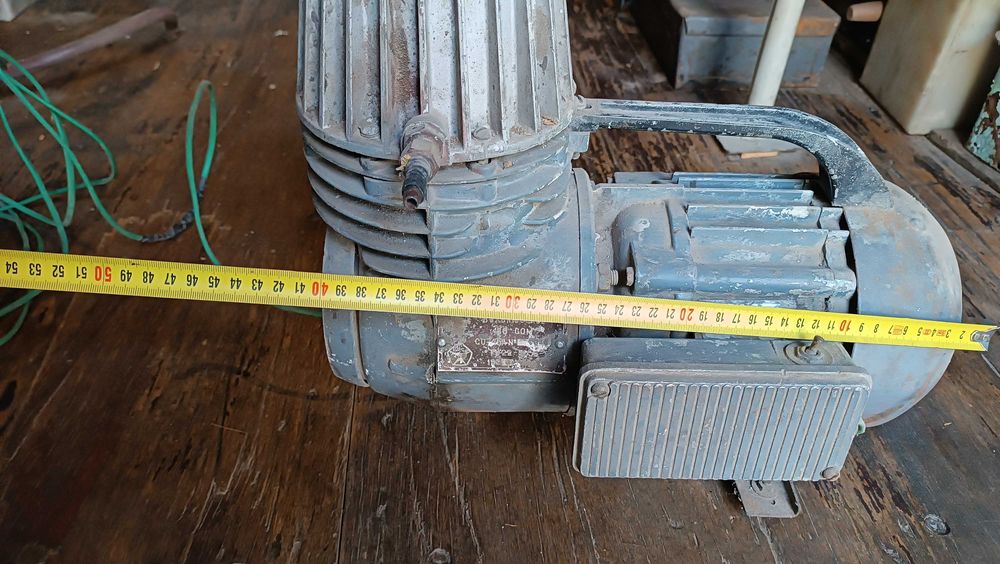 Компрессор диафрагменный СО-45А СССР. Вильнюс.