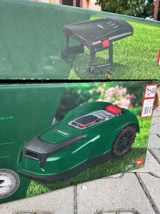 Robot de tuns iarba cu acumulator Parkside PMRA 20 Li B2 - NEFOLOSIT cu parcare