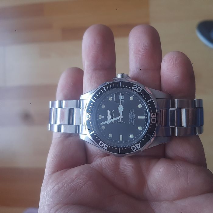 vand ceas invicta