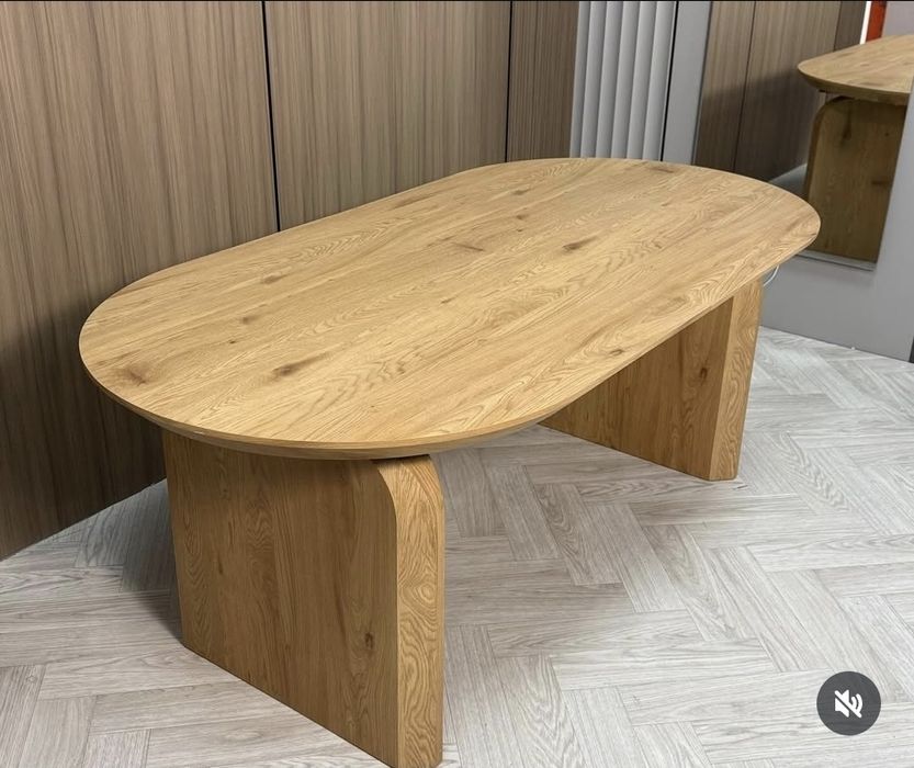 Стол для гостиной