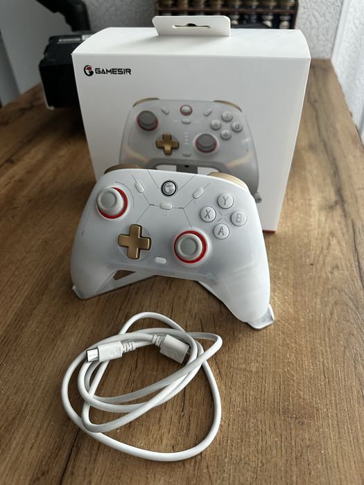 Продам геймпад GAMESIR