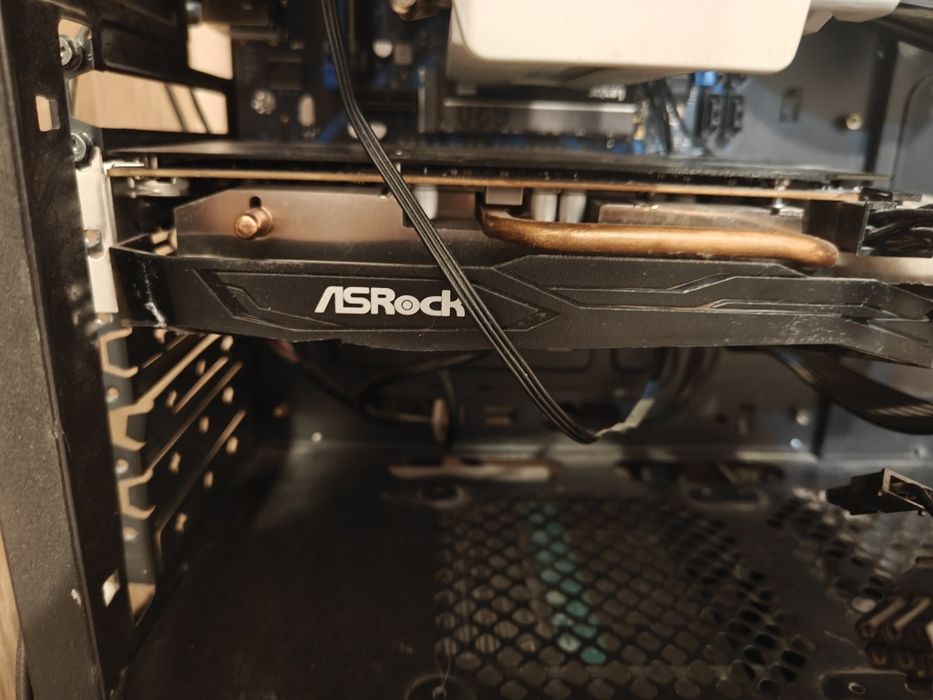 Amd Rx7600 ASRock