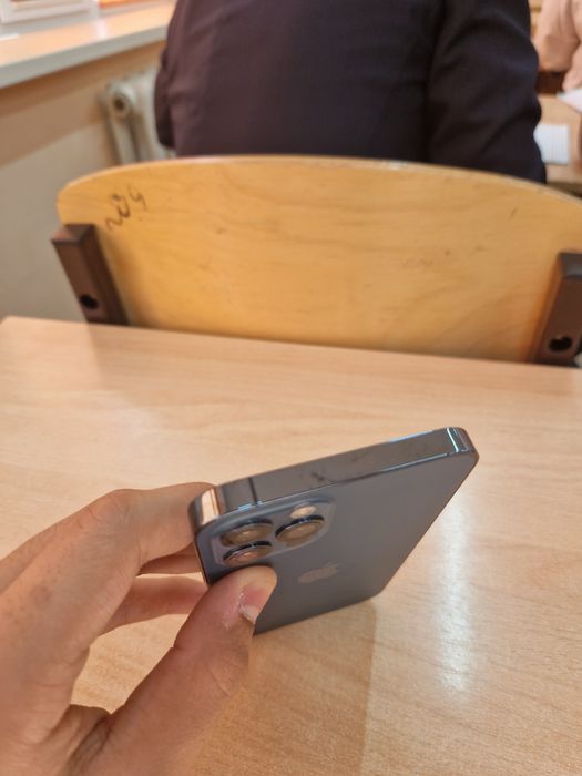 Обменяю айфон 12про