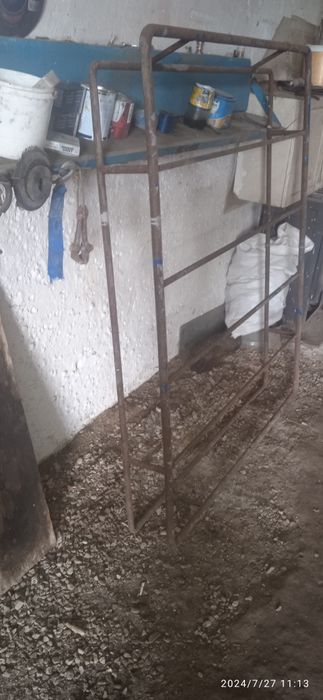 Продам багажник на машину
