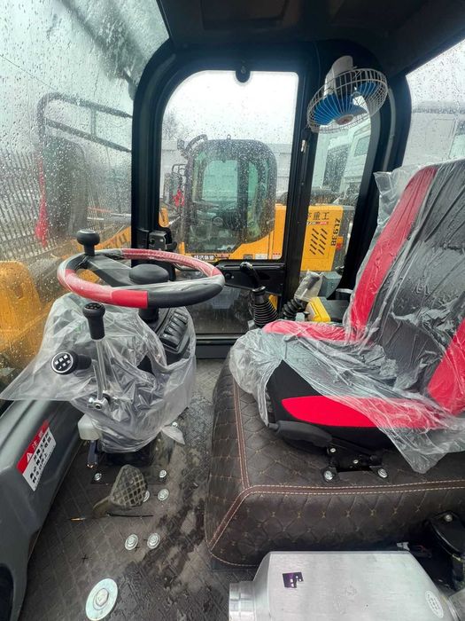 мини погрузчик Rong Yu 938