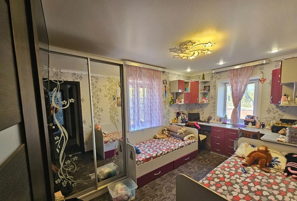 Продам дом,  п. Октябрьский