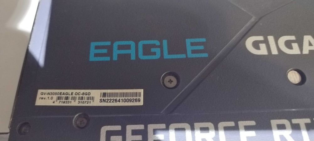 Placa video rtx 3050 cu 8GB Gigabyte CU SIGILIU PE SURUB
