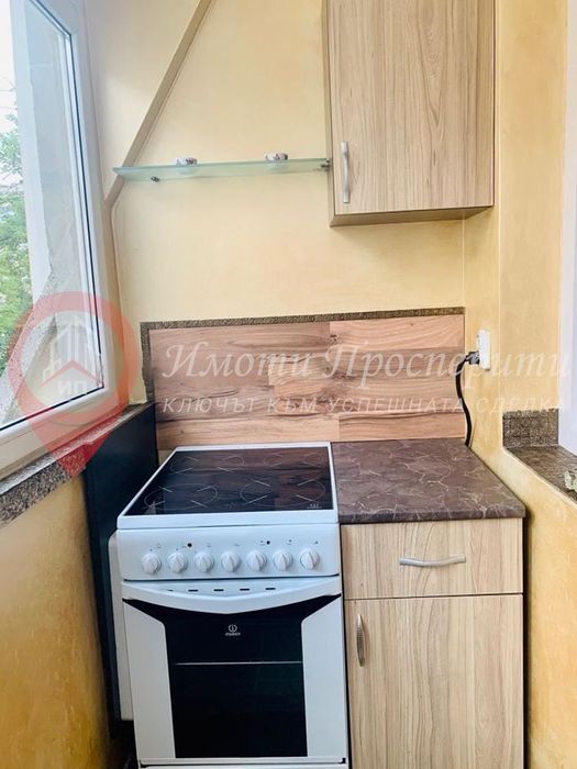 Дава се под наем Тристаен апартамент в София, Лозенец - 85 кв.м за 800 € - Снимка #8