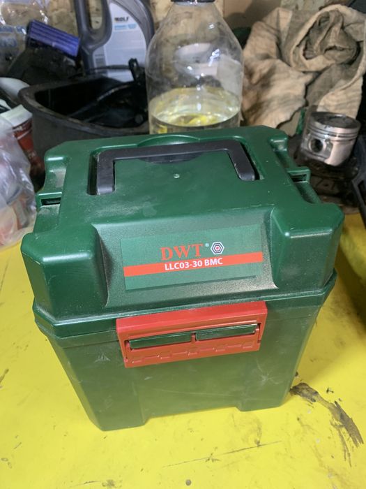 Лазерный уровень DWT LLC03-30