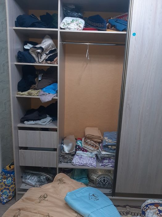 Продам шкаф выдвижной купе