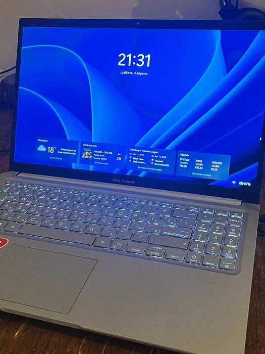 ASUS Vivobook 15.x1502z