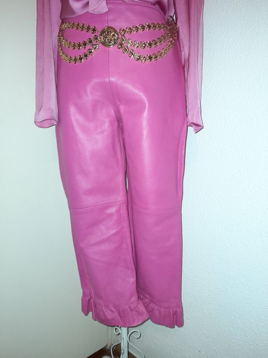 Pantaloni roz Barbie din piele naturala