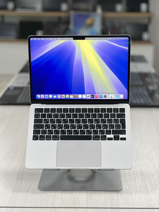 Apple Macbook Air 13 | M2/8/256Gb