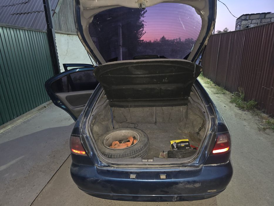 Nissan Primera 2001
