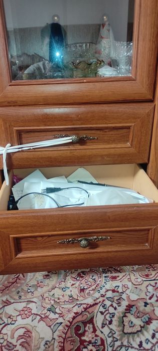 Продам сервант  вместительный