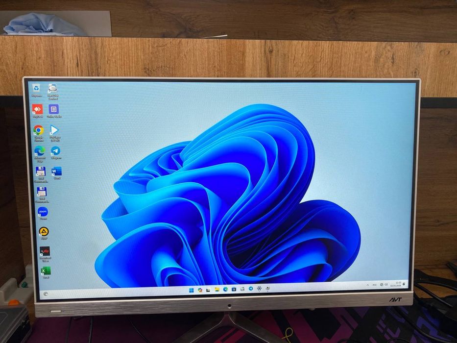 Monoblok core i5,12 24 ips ekran