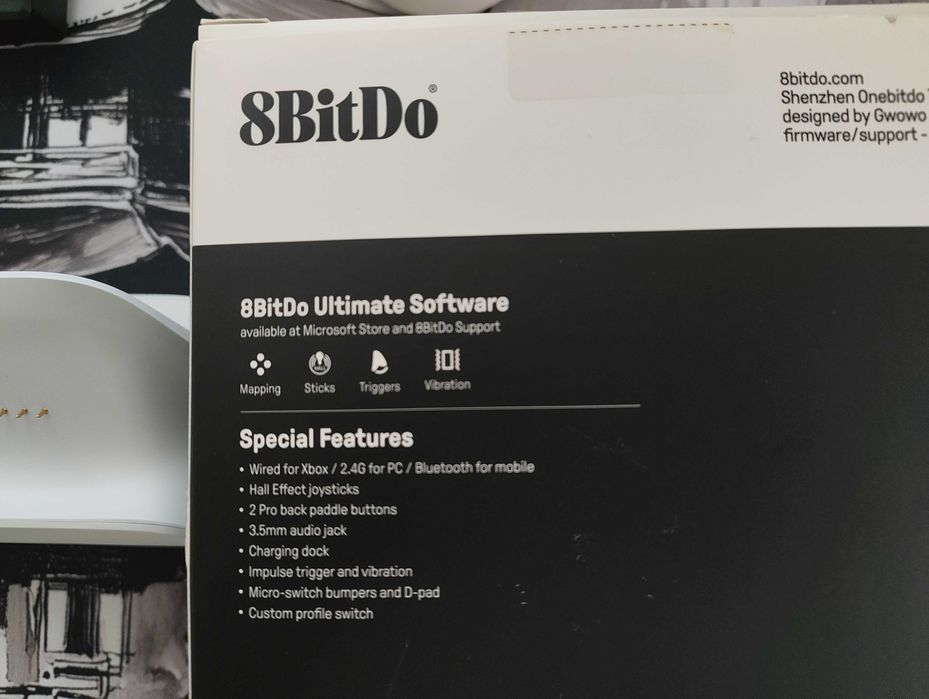 Продавам контролер :8BitDo - Ultimate 3-mode