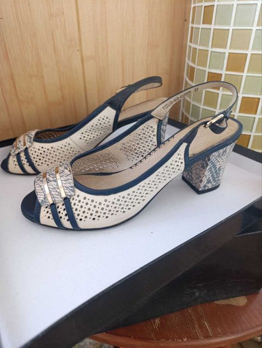 обувь  отдам не дорого