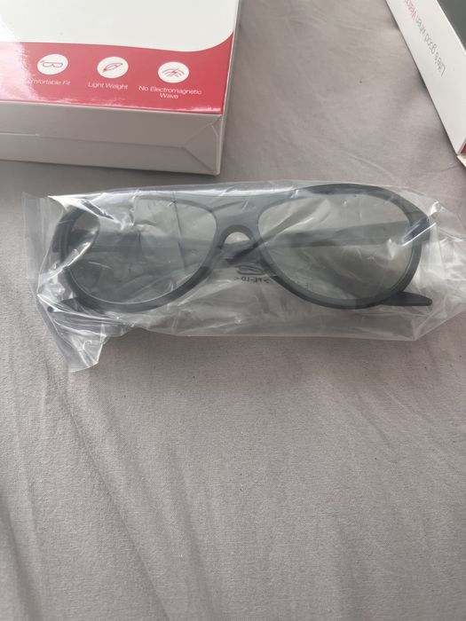 Продам 2 комплекта 3д очков